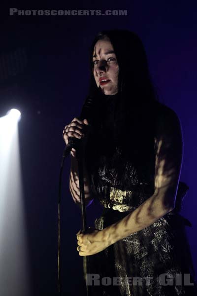 ZOLA JESUS - 2017-11-08 - PARIS - Point Ephemere - 